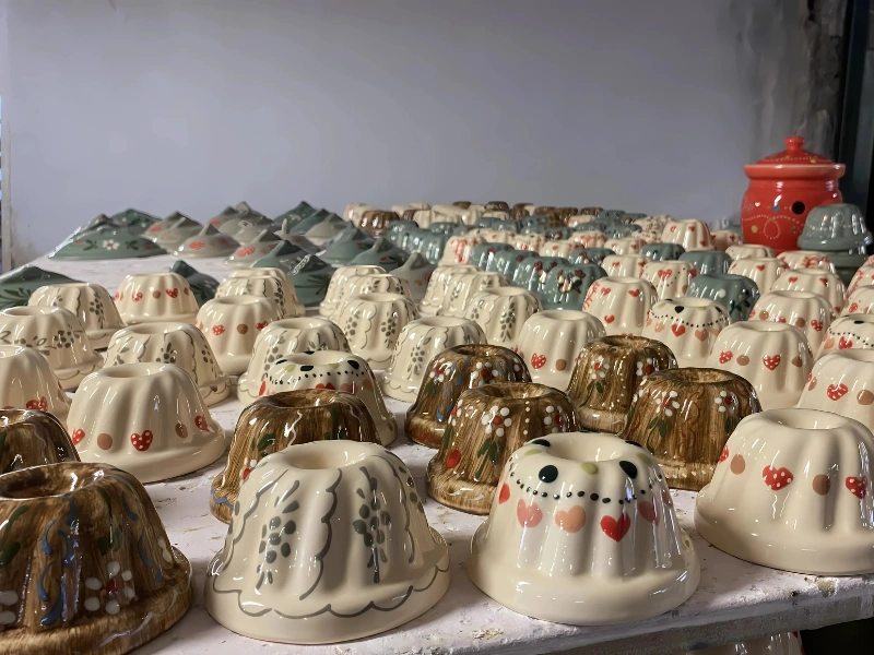 Décorer sa maison alsacienne avec détails traditionnels et poteries