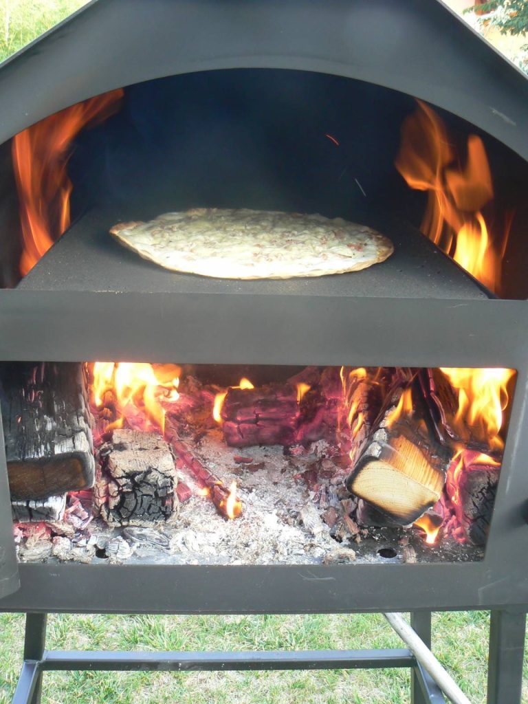 Décorer sa maison alsacienne avec un four à tarte flambée authentique