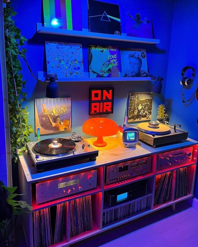 Décoration accompagnée d'une ambiance lumineuse bleue